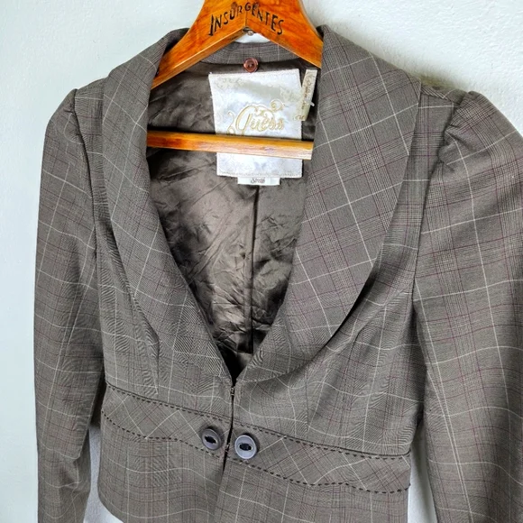 Women's Guess Brown Plaid Clasp Business Casual Blazer Size Medium - Picture 5 of 13